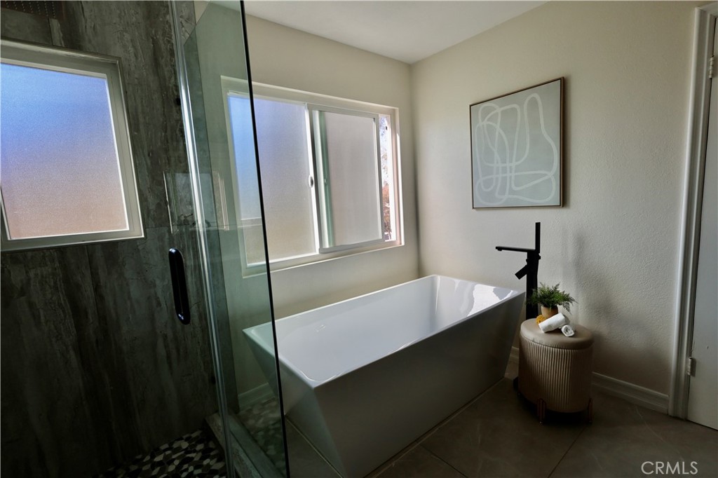 MLS #OC25271167 image #16