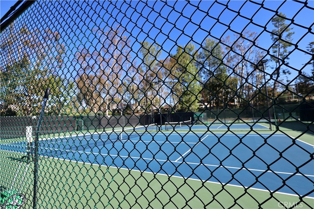 MLS #OC25271167 image #31