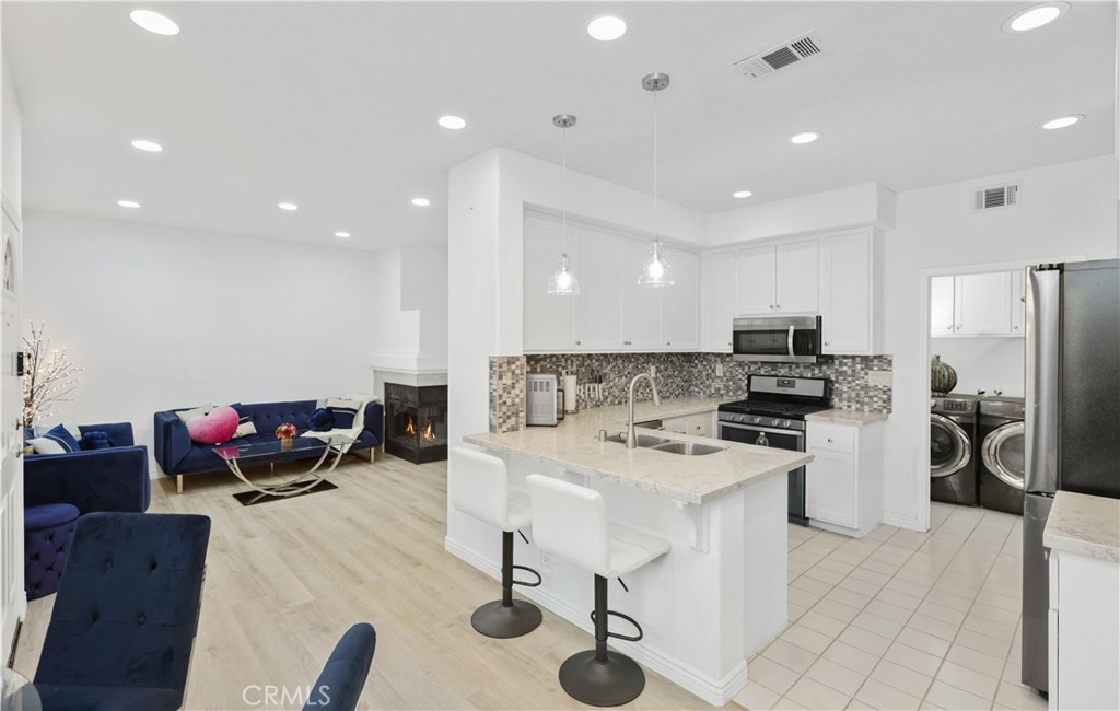 MLS #OC25271205 image #11