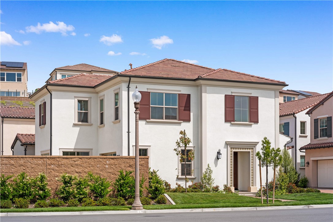 MLS #OC25271279 image #1