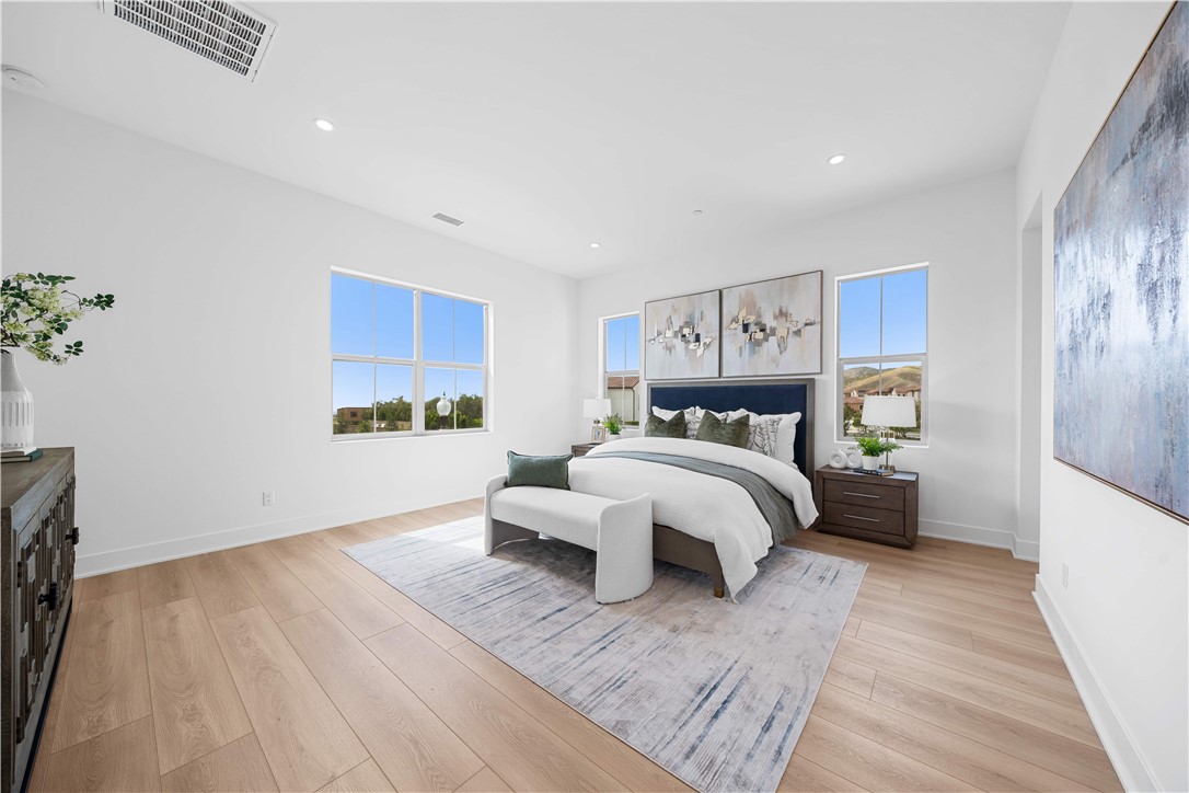 MLS #OC25271279 image #16