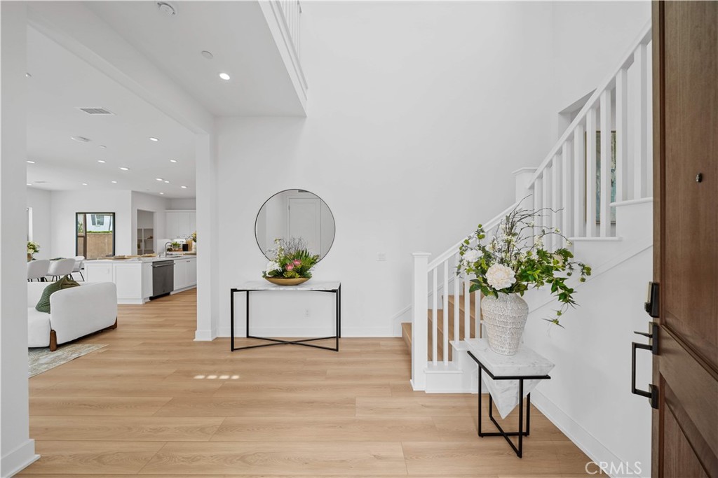 MLS #OC25271279 image #5