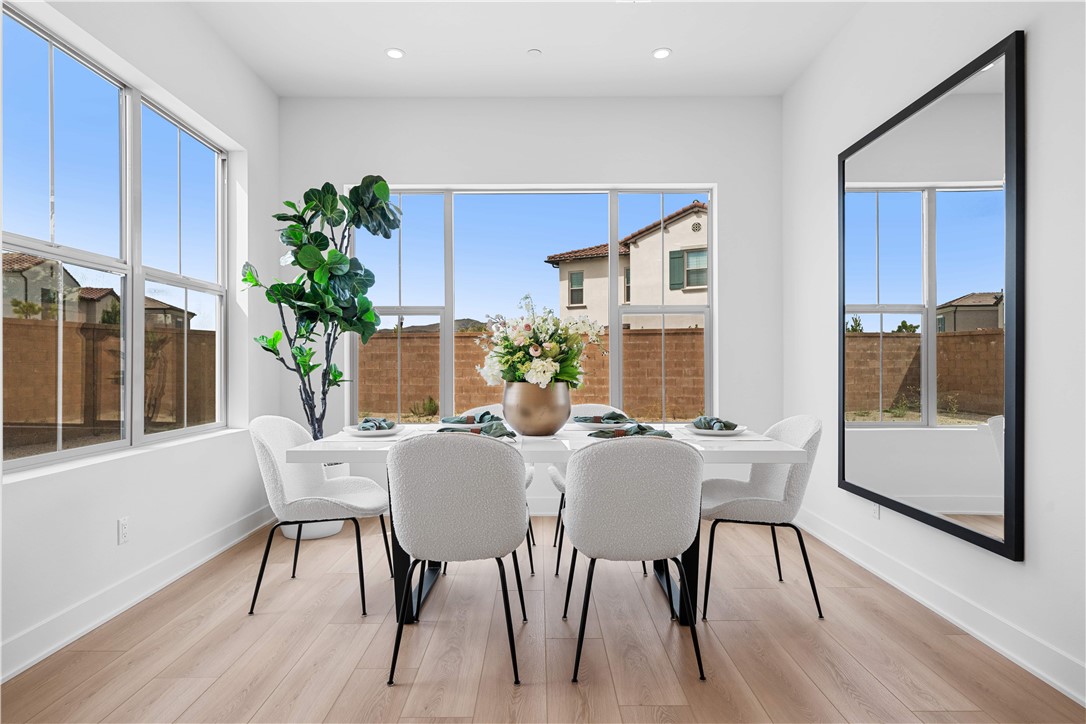 MLS #OC25271279 image #8