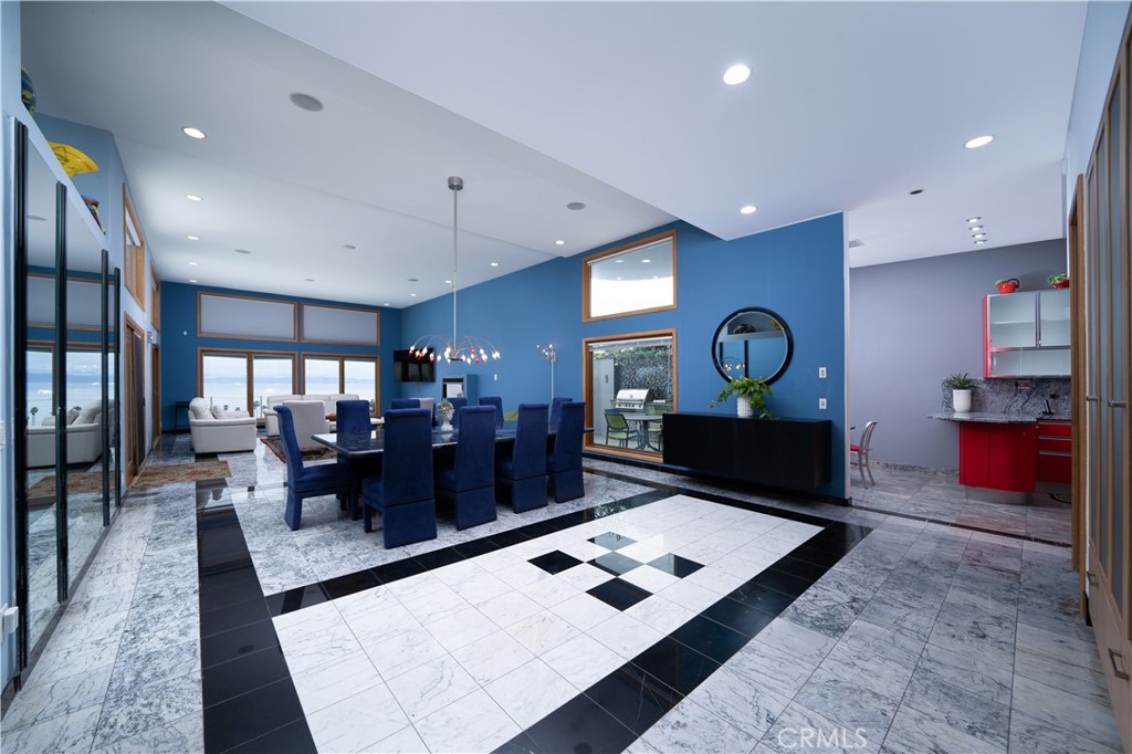 MLS #OC25271287 image #3