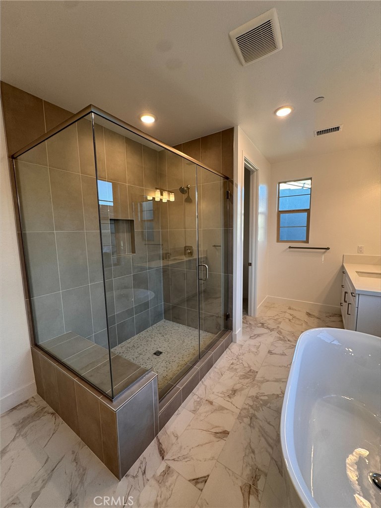 MLS #OC25271295 image #5