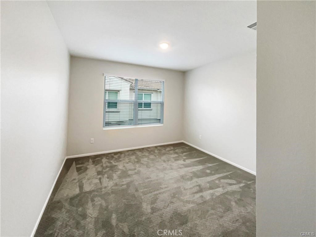 MLS #OC25271302 image #17