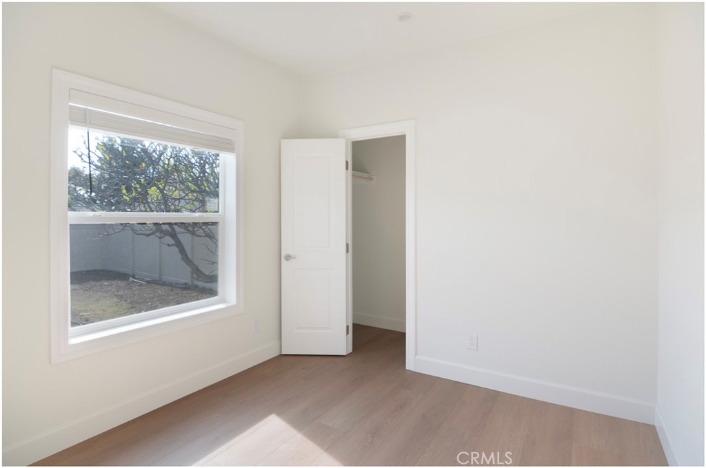 MLS #OC25271325 image #10