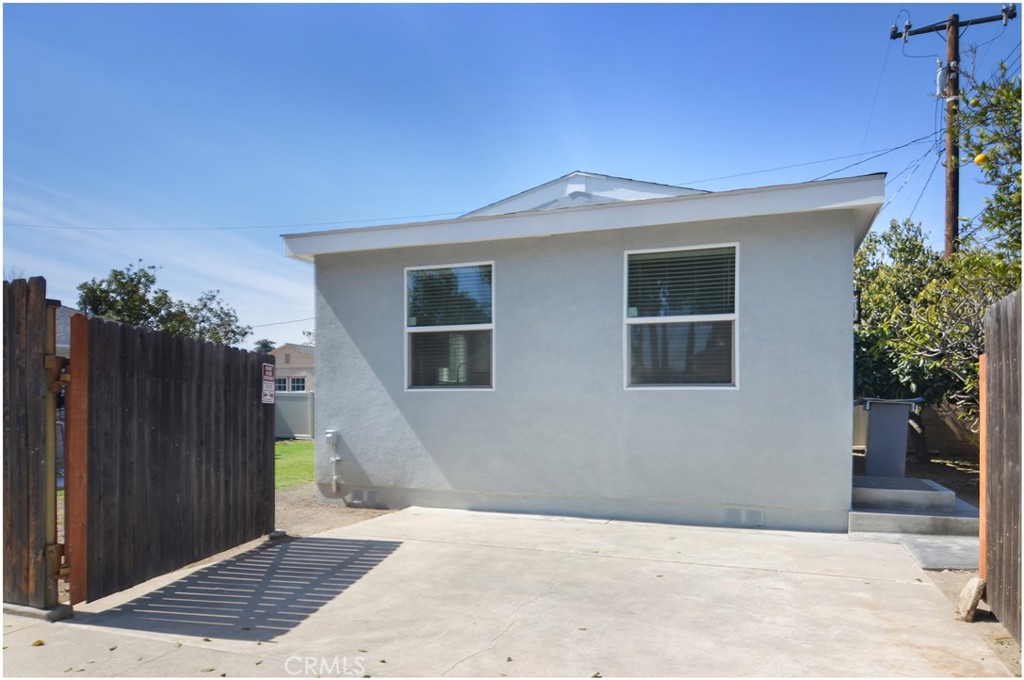 MLS #OC25271325 image #17