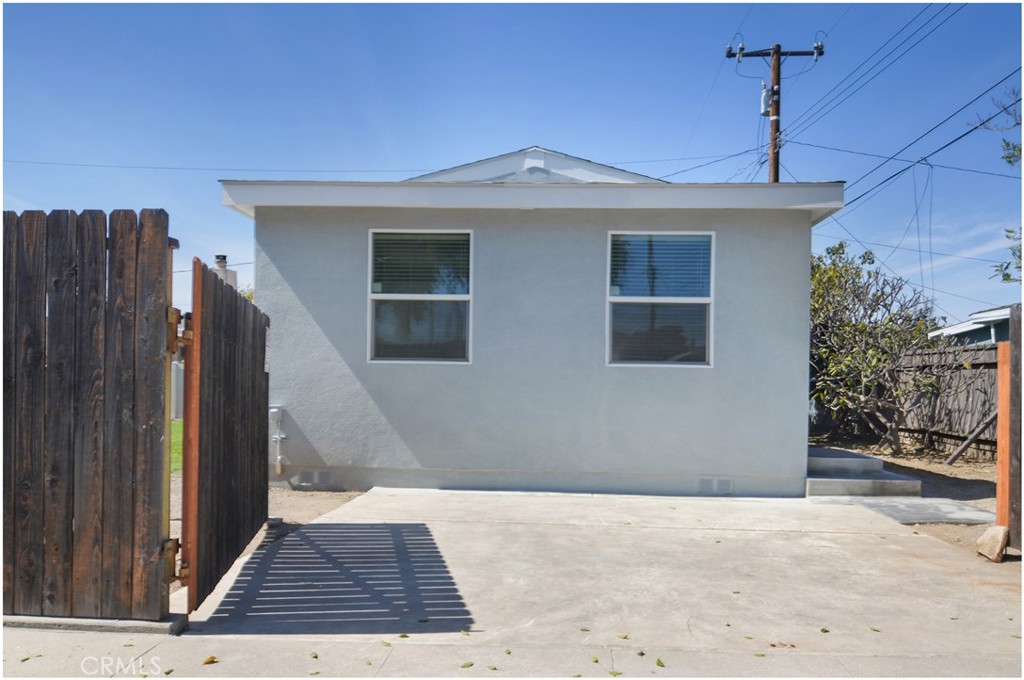 MLS #OC25271325 image #18