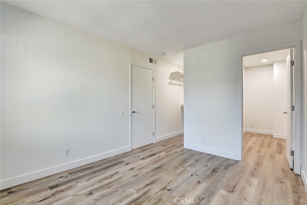 MLS #OC25271326 image #12