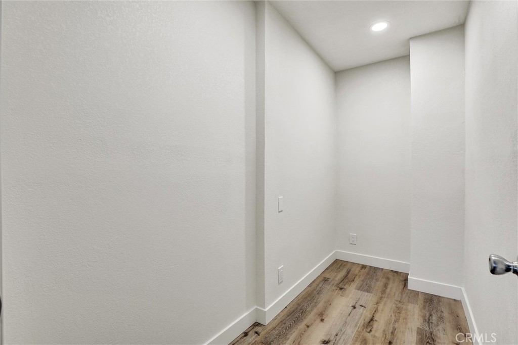 MLS #OC25271326 image #13