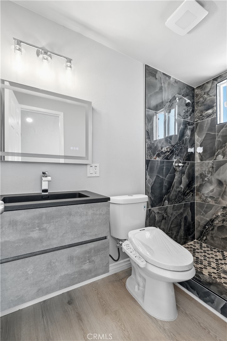 MLS #OC25271424 image #14