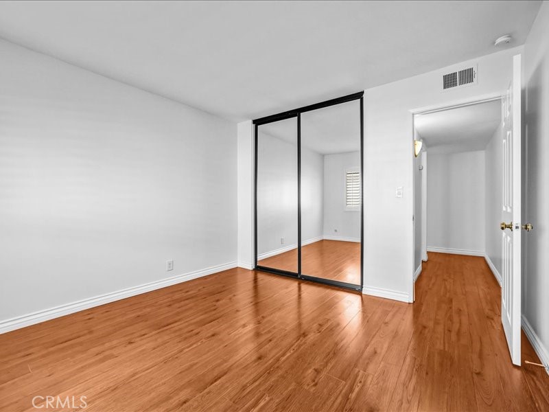 MLS #OC25271436 image #20