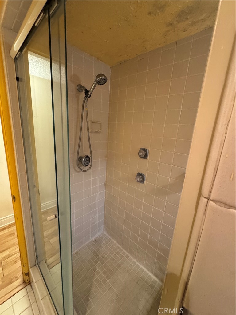 MLS #OC25271446 image #16