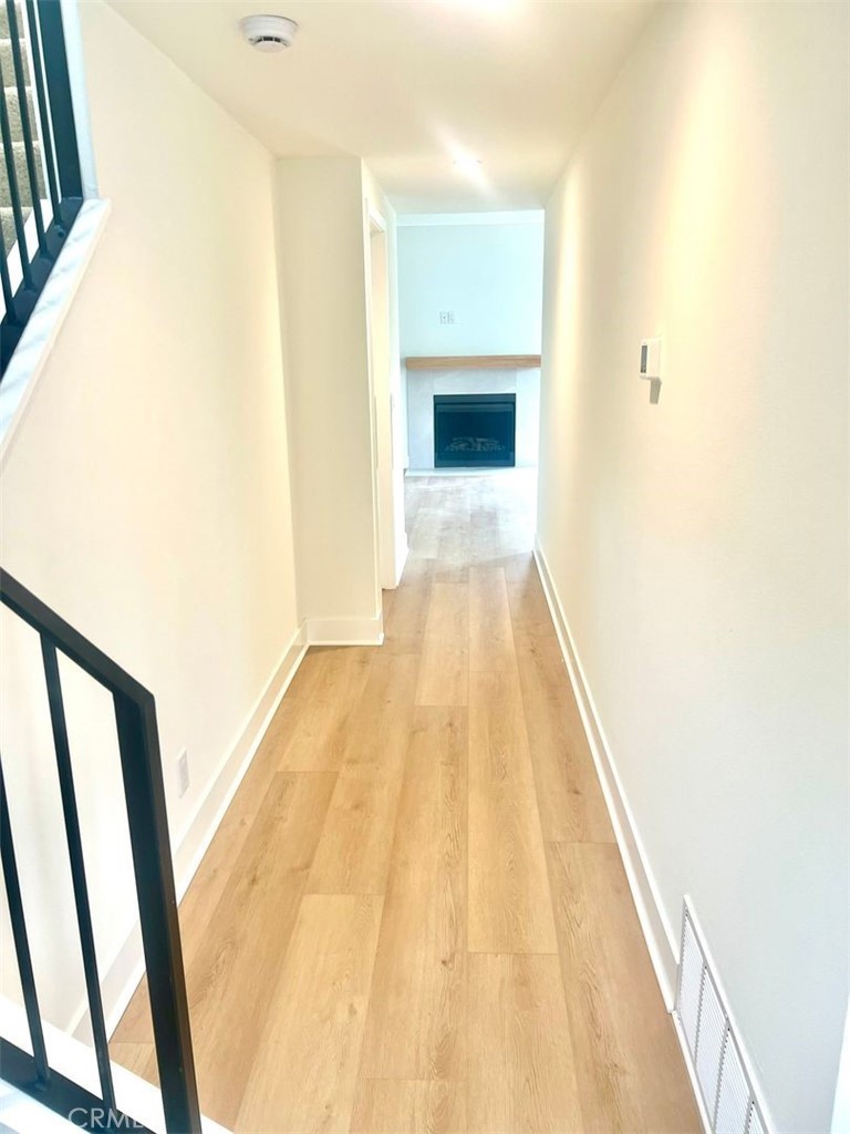 MLS #OC25271453 image #4