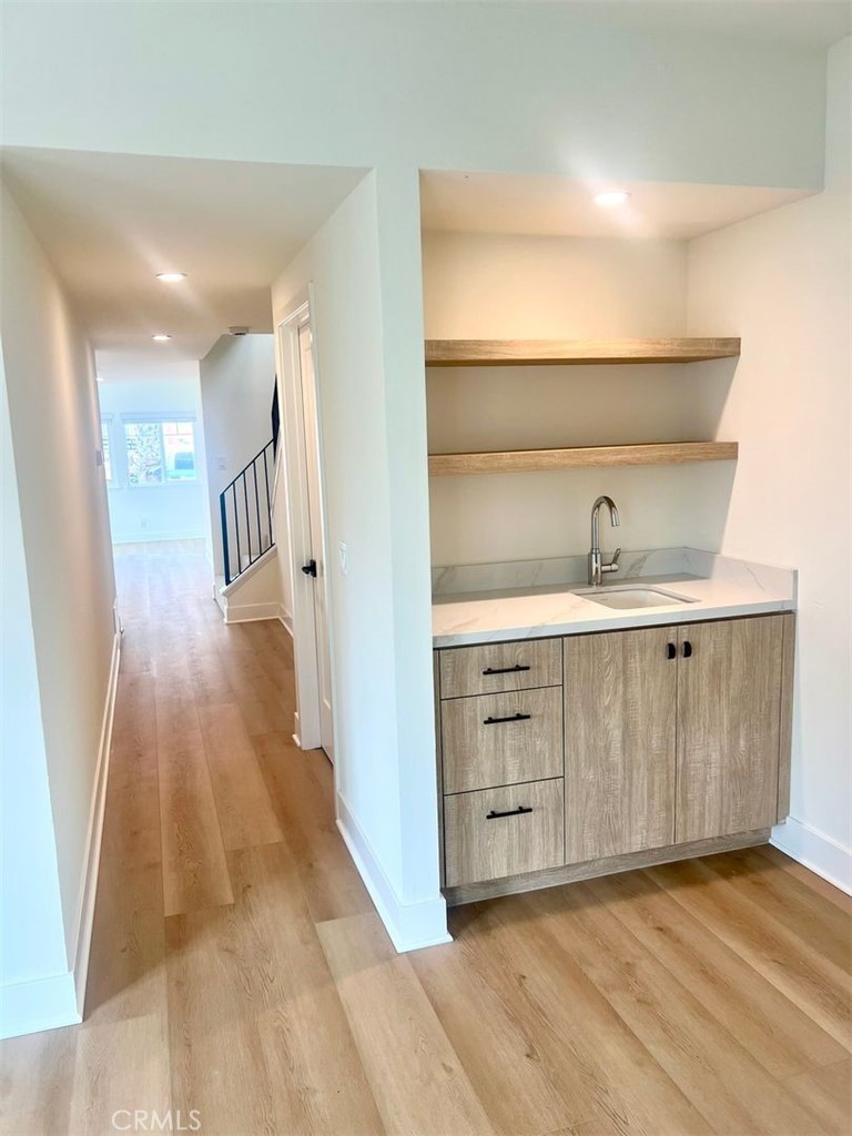 MLS #OC25271453 image #8