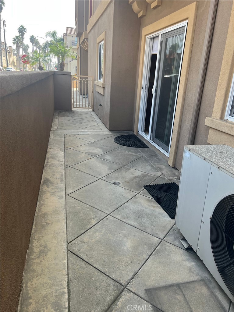 MLS #OC25271494 image #13