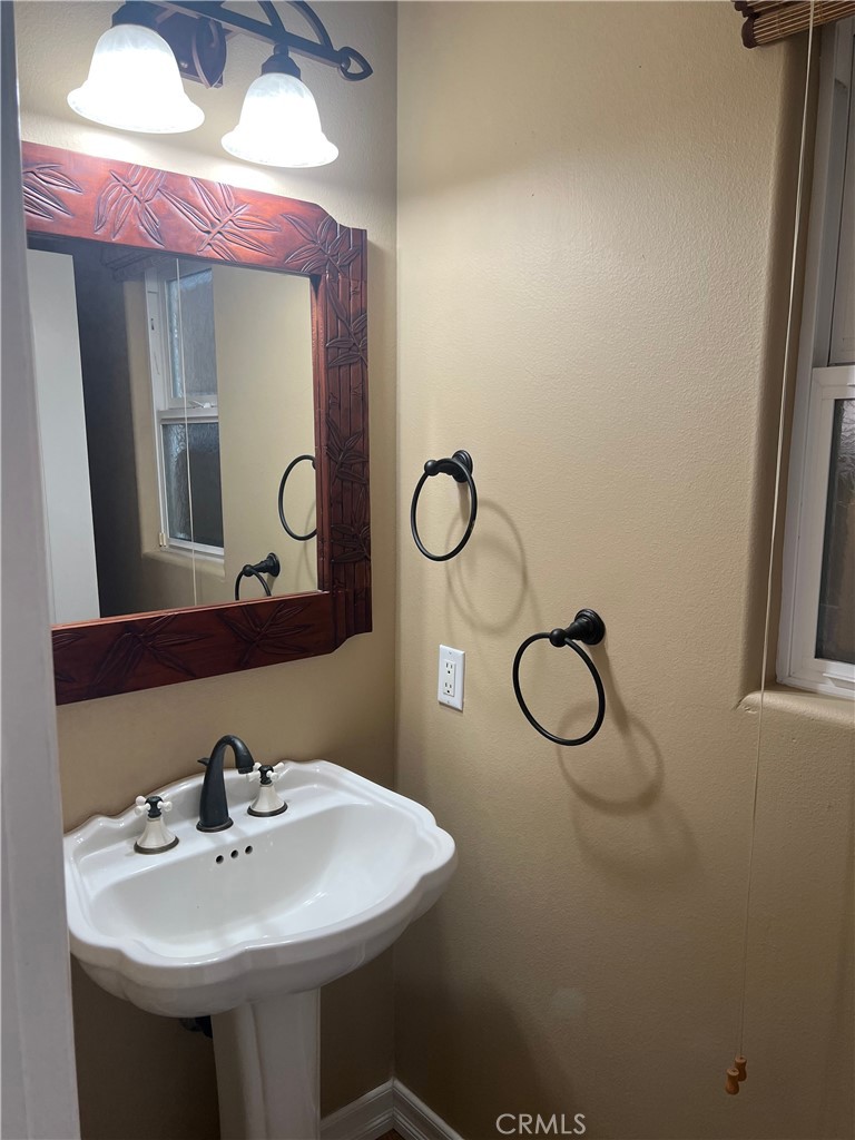 MLS #OC25271494 image #16