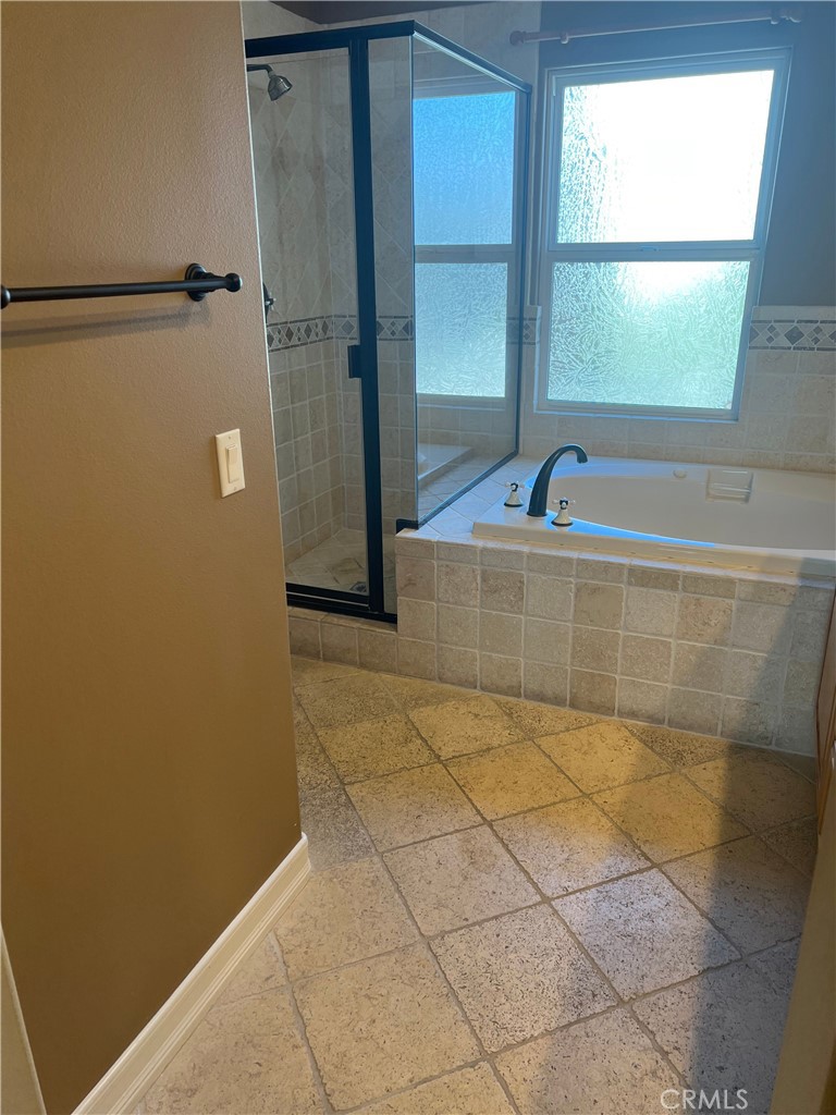 MLS #OC25271494 image #23