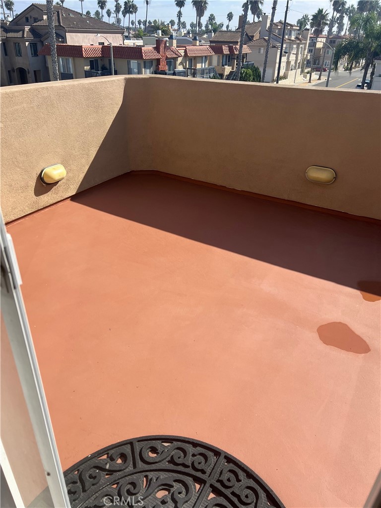 MLS #OC25271494 image #42