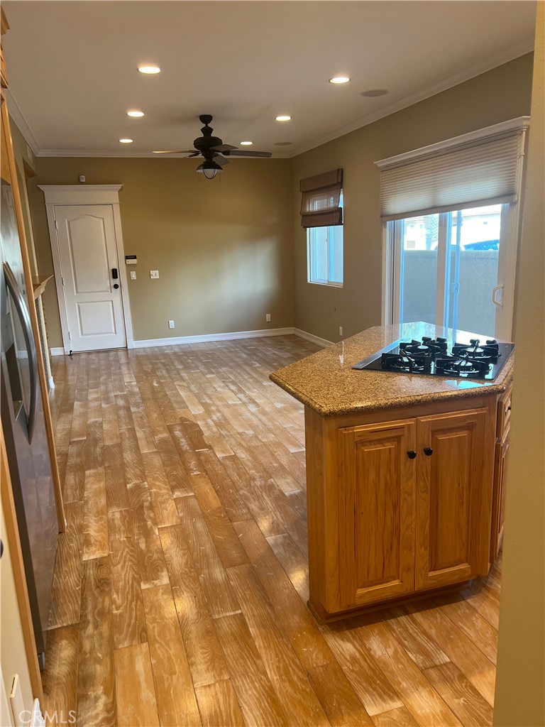 MLS #OC25271494 image #5