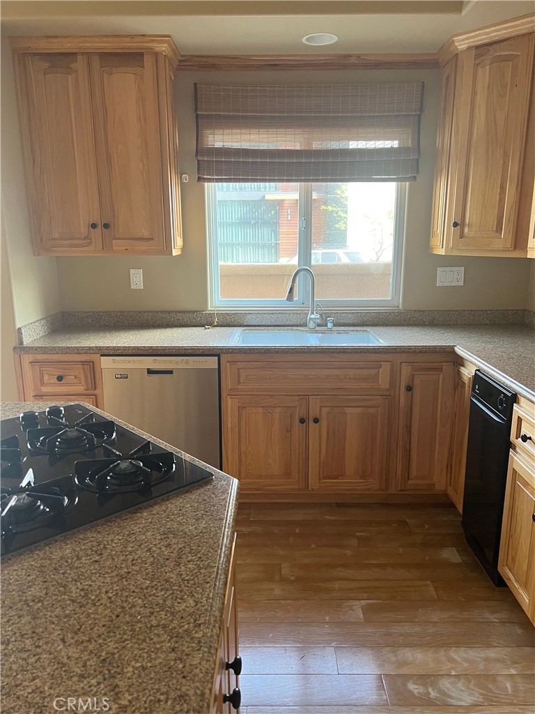 MLS #OC25271494 image #6