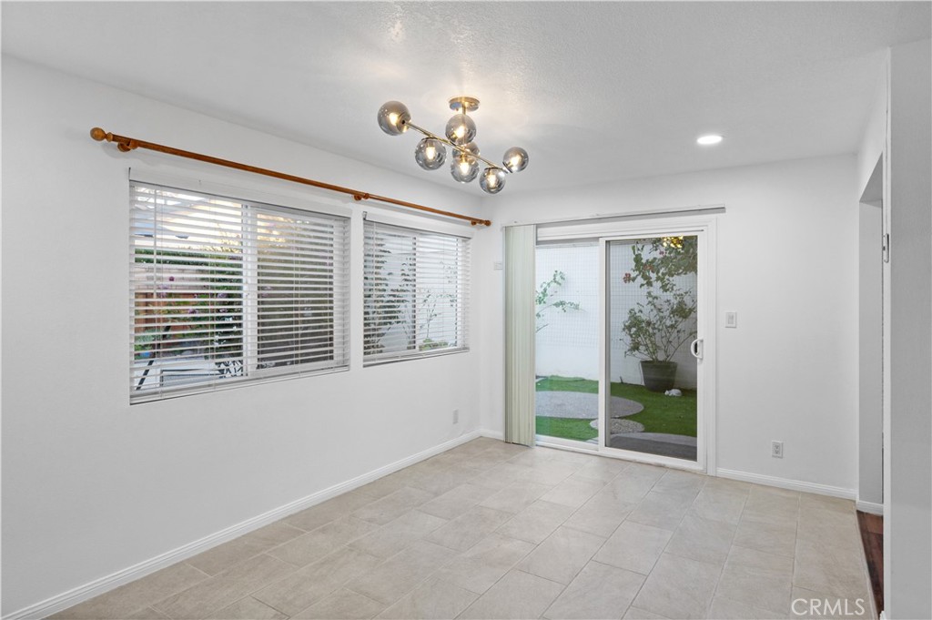 MLS #OC25271535 image #7