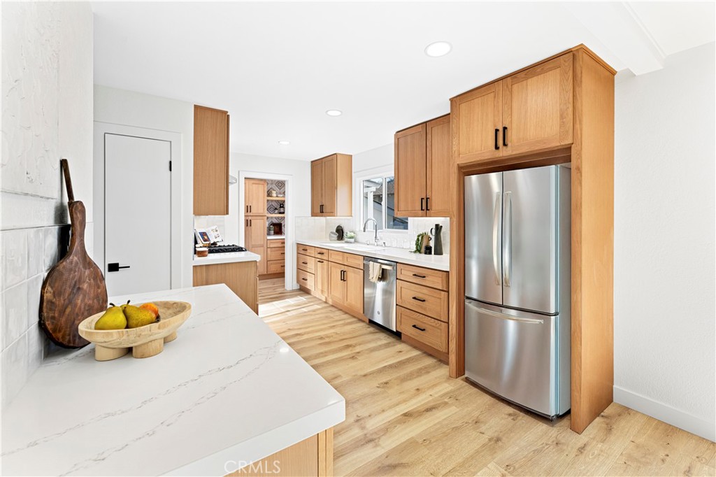 MLS #OC25271553 image #18