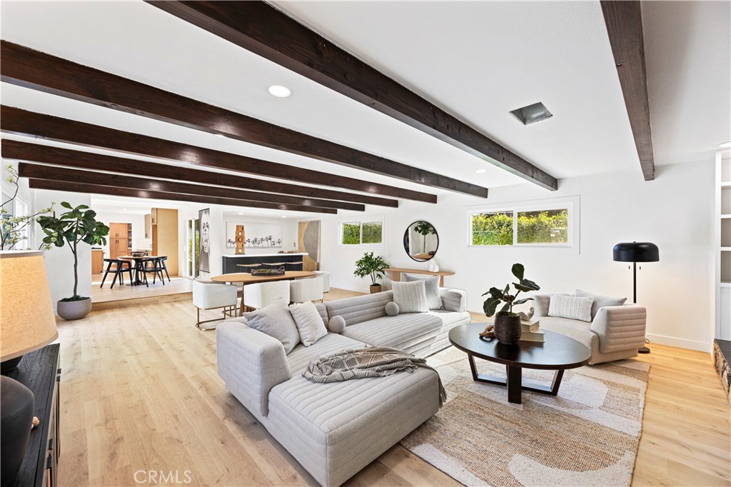 MLS #OC25271553 image #30