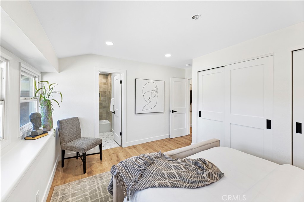 MLS #OC25271553 image #39