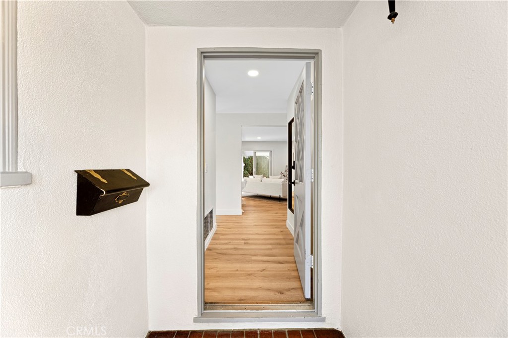 MLS #OC25271553 image #7