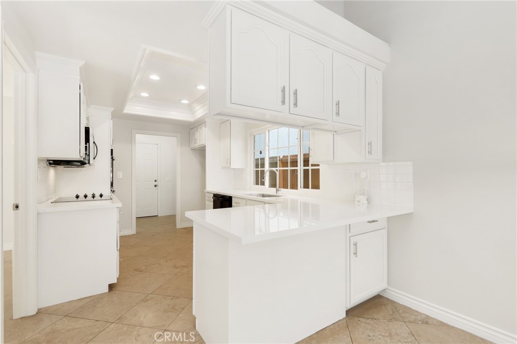 MLS #OC25271576 image #15