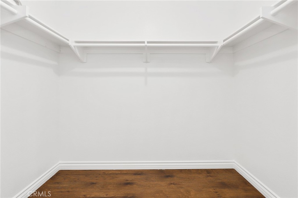 MLS #OC25271576 image #38