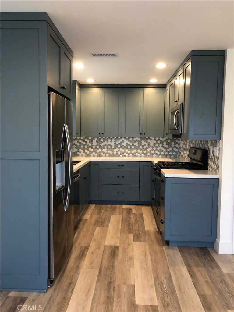 MLS #OC25271583 image #10