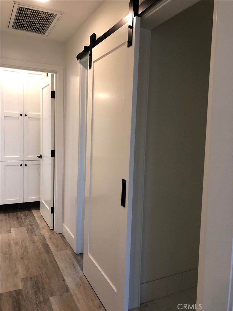 MLS #OC25271583 image #11