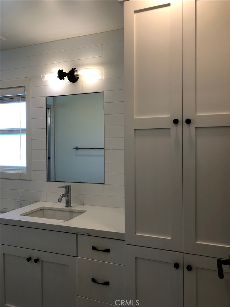 MLS #OC25271583 image #14