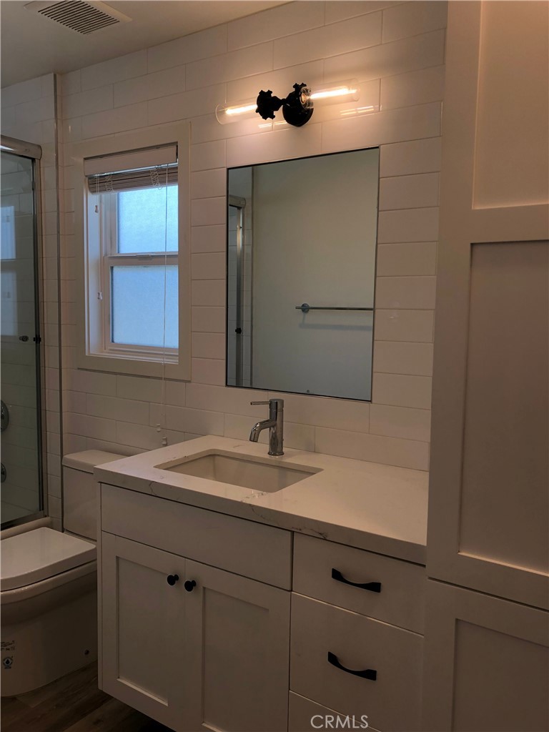 MLS #OC25271583 image #15