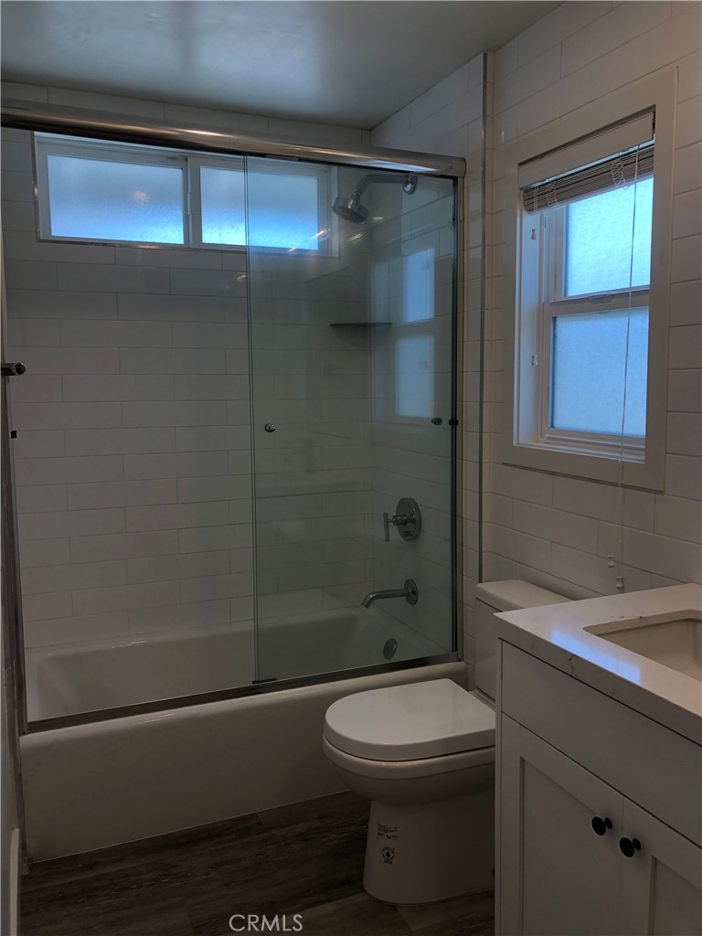 MLS #OC25271583 image #16