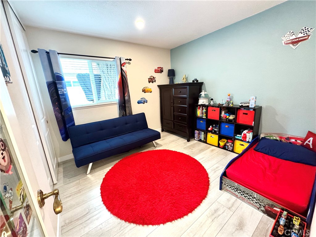 MLS #OC25271585 image #14