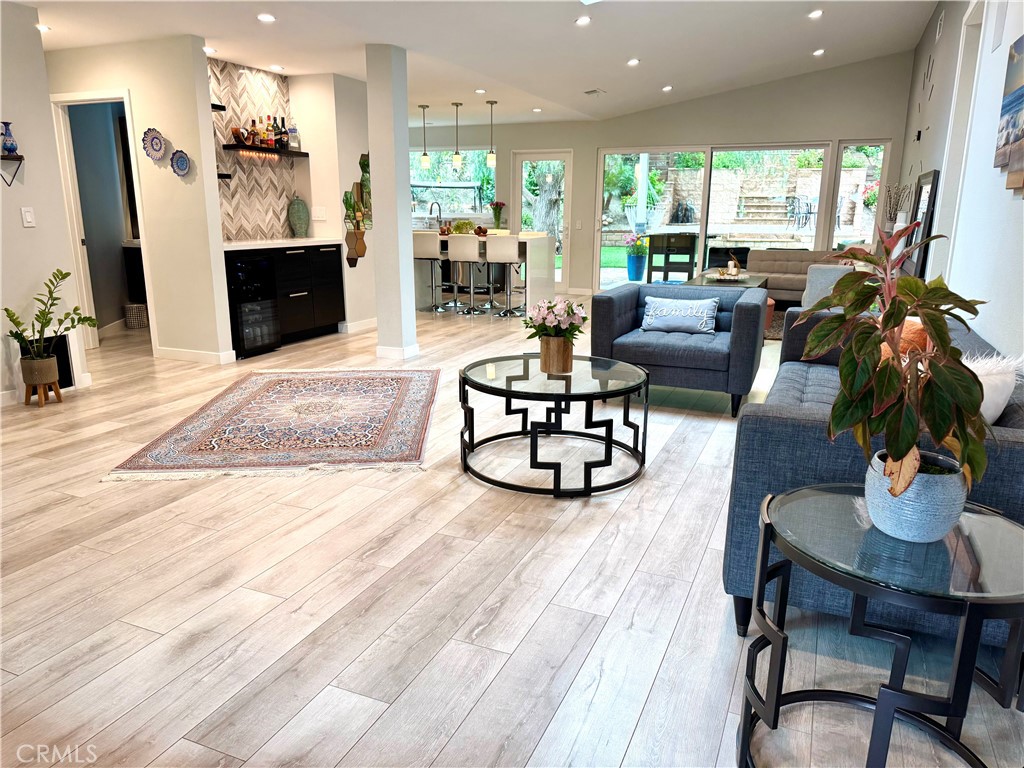 MLS #OC25271585 image #3