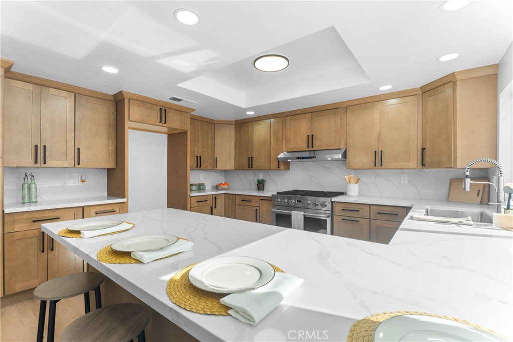 MLS #OC25271623 image #10