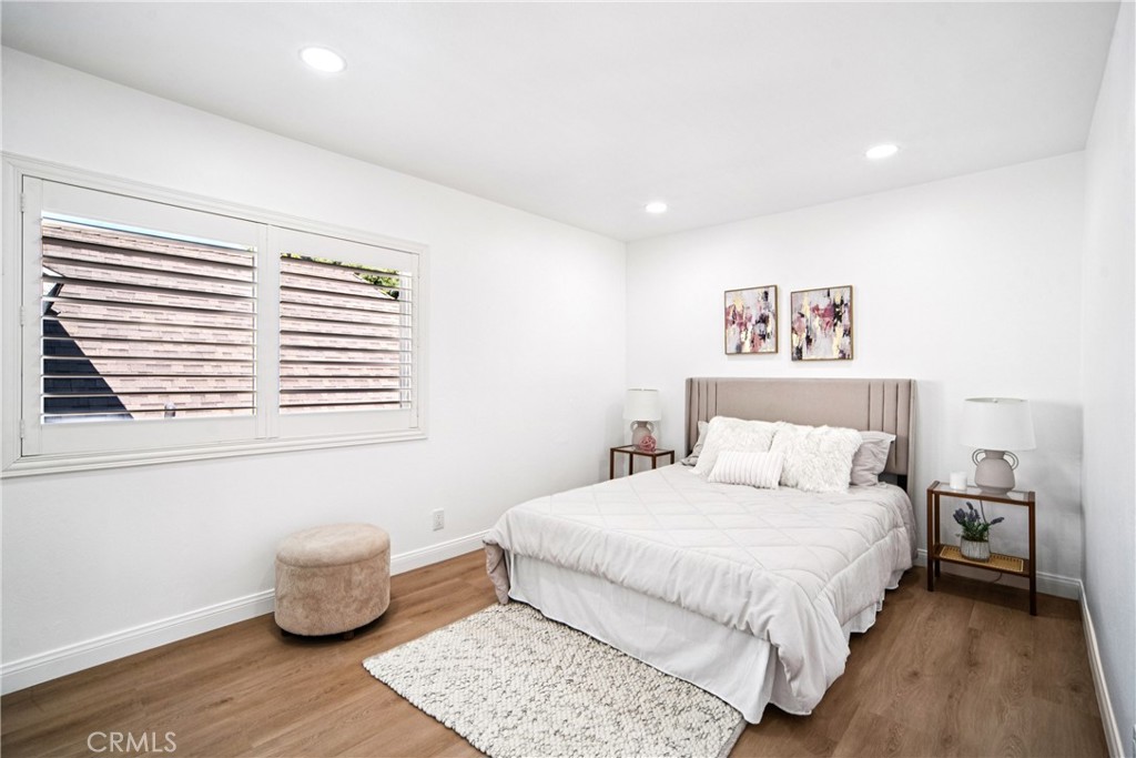 MLS #OC25271623 image #29