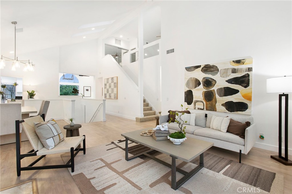 MLS #OC25271545 image #0