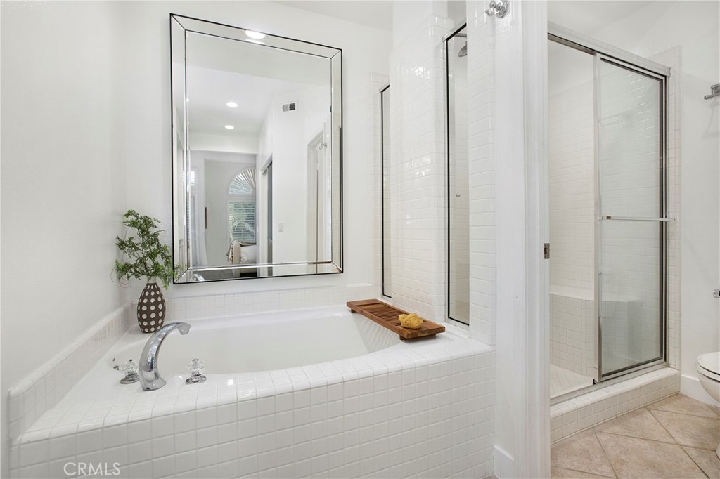 MLS #OC25271545 image #10