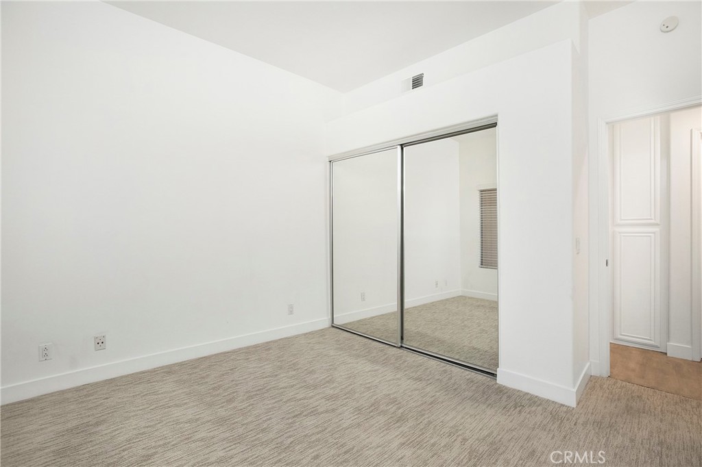 MLS #OC25271545 image #18