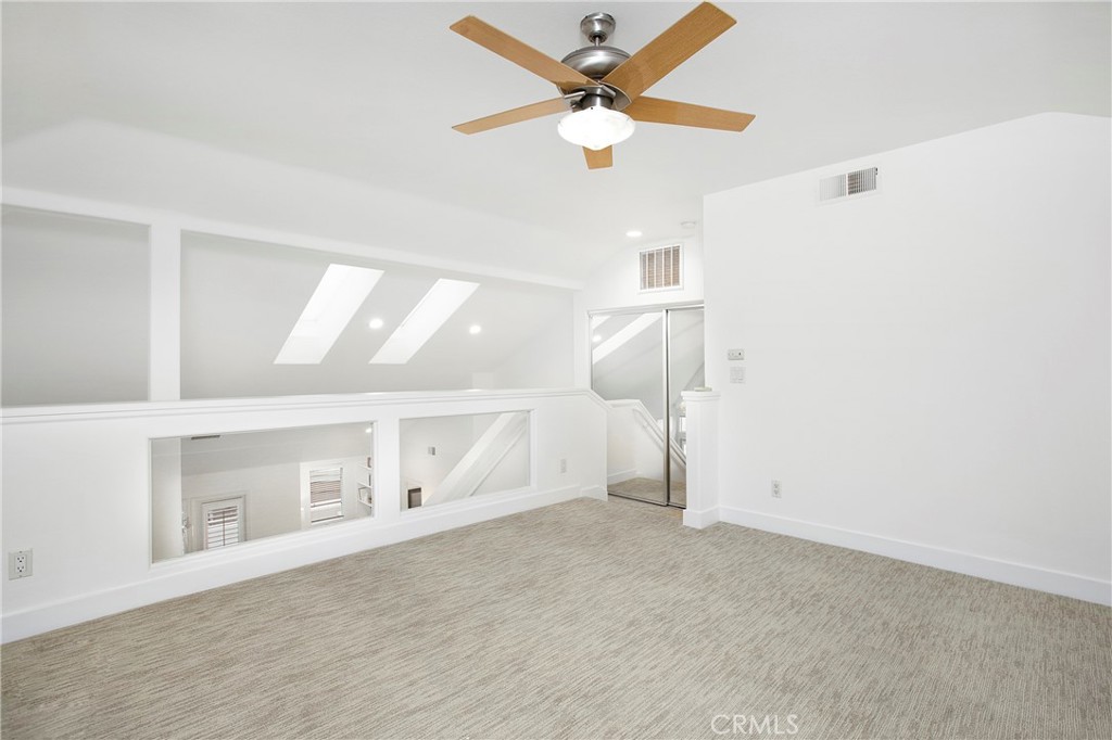 MLS #OC25271545 image #23