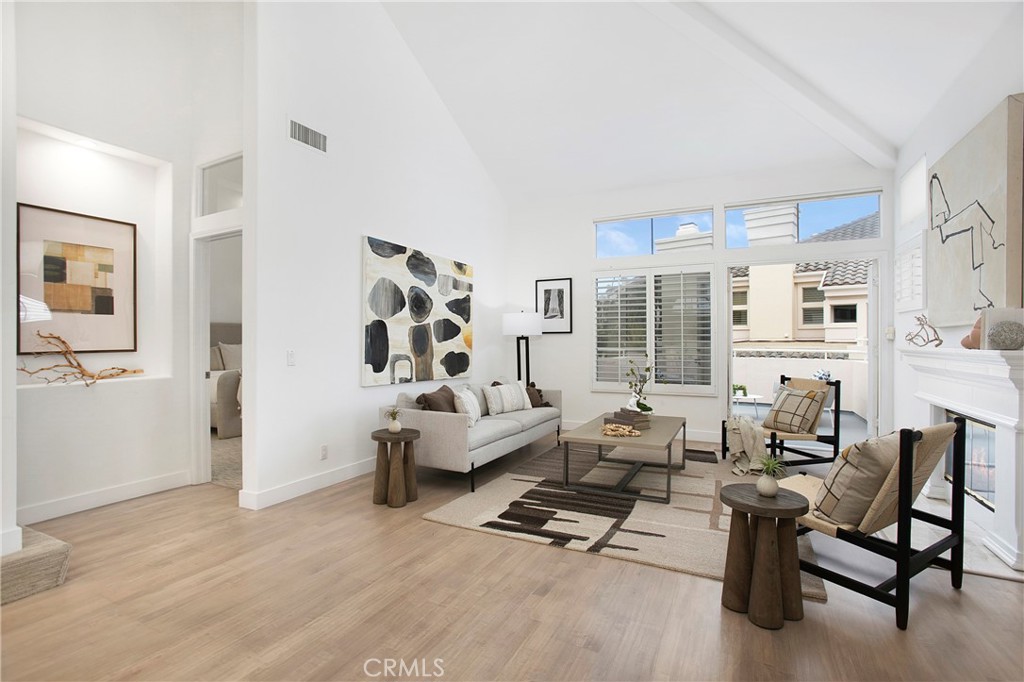 MLS #OC25271545 image #3