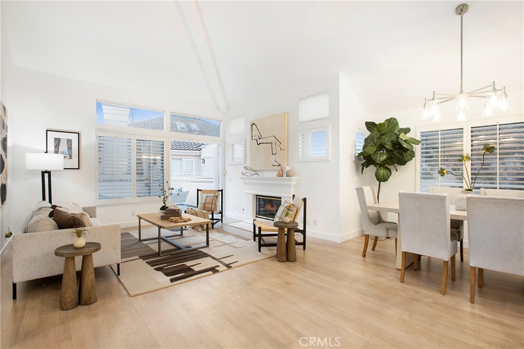 MLS #OC25271545 image #4