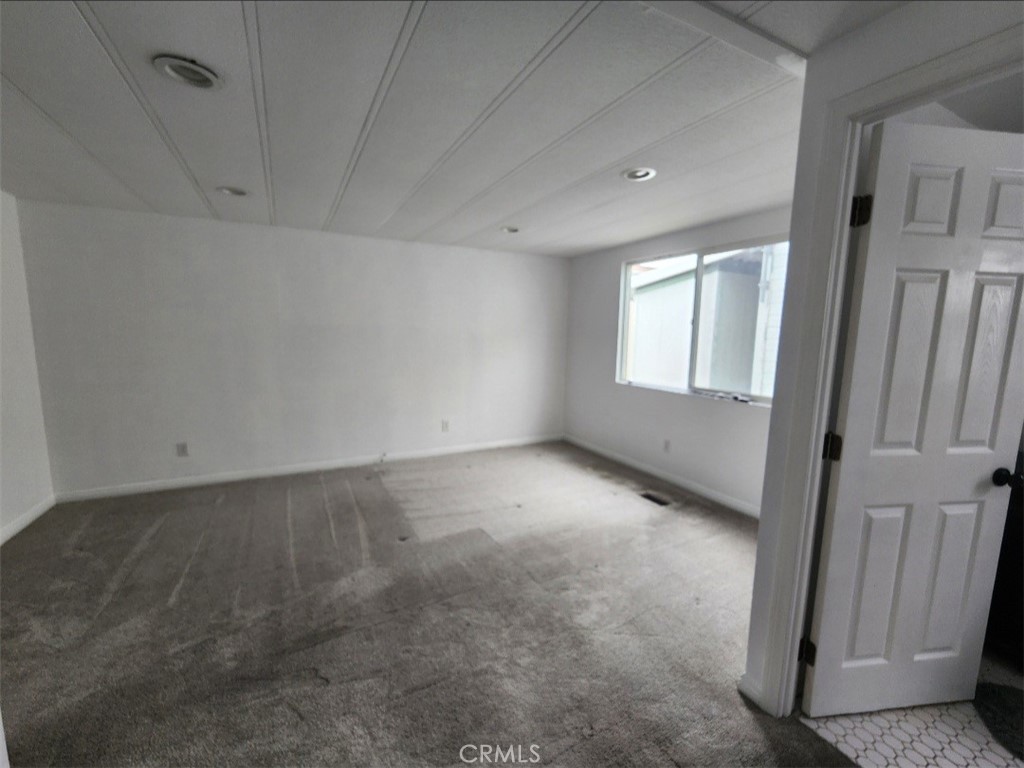 MLS #OC25271662 image #5