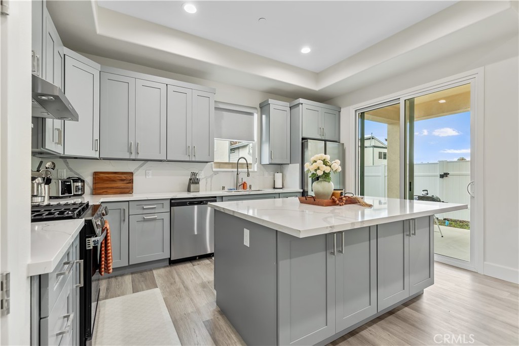 MLS #OC25271669 image #19